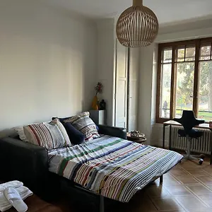 Double Bedroom & Kitchen - Perle Du Lac, Ginevra