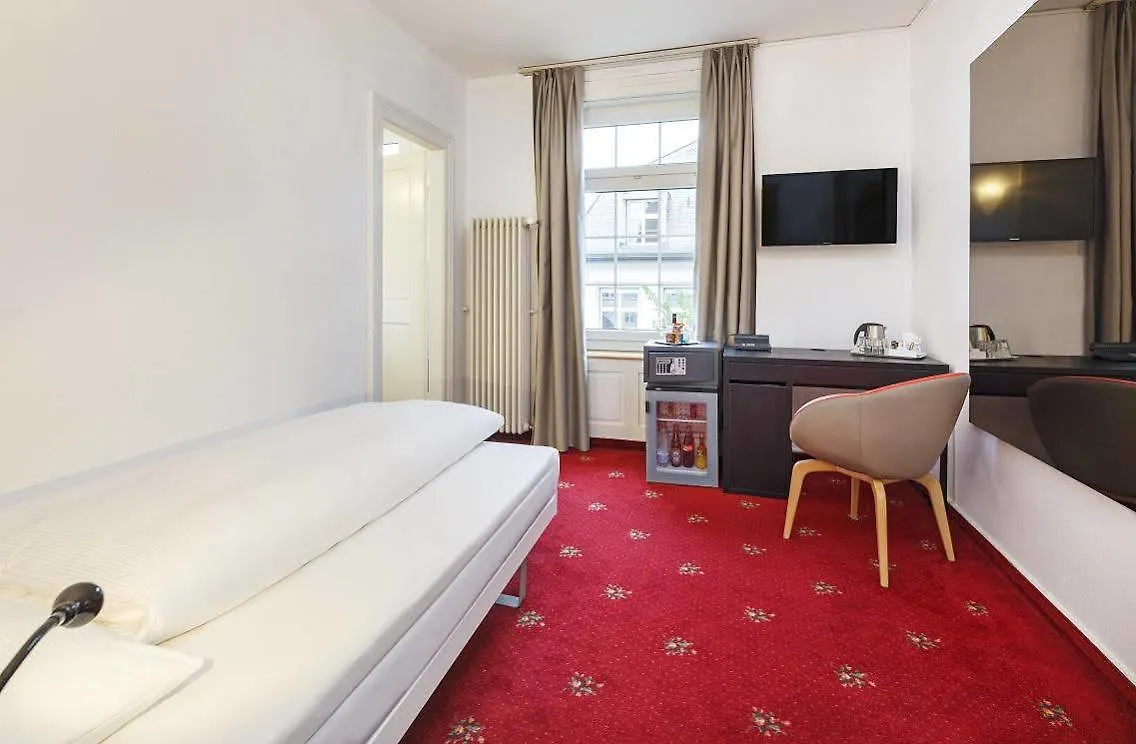 Swiss Night By Fassbind Hotel Zurich 3*,